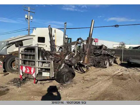 1XPTP4EX9LD659535 — 2020 Peterbilt 367, ფოტო 3, IAAI 28.10.2026, მთლიანი ხანძარი