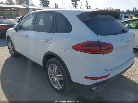 2016 Porsche Cayenne VIN WP1AA2A23GLA09702 фото 3