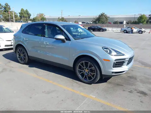 WP1AA2AY4MDA02705 — 2021 Porsche Cayenne, ბუნებრივი ცვეთა (Normal Wear & Tear), ფოტოები შეკეთებამდე