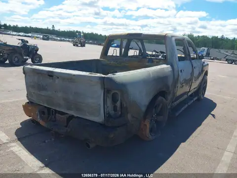 1C6RR7LM0JS289205 — 2018 RAM 1500 SLT, foto 4 de IAAI 27.10.2026, Incendio del motor