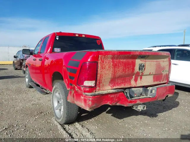 1C6RR7FT8JS133352 — 2018 RAM 1500 ST, photo 3 from IAAI 15.10.2026, Rear end