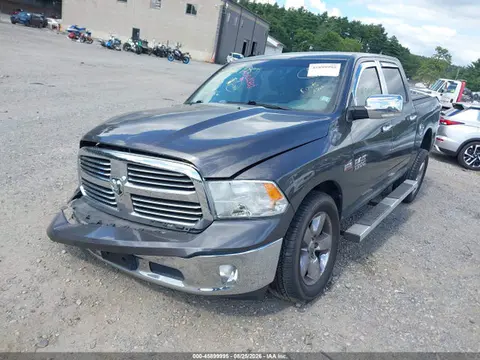 2015 RAM 1500 VIN 1C6RR7LT7FS731766 фото 2