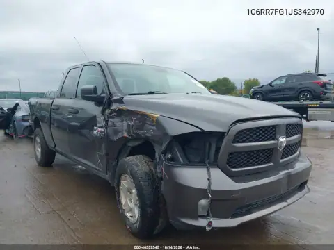 1C6RR7FG1JS342970 — 2018 RAM 1500, Prawy bok, zdjęć przed naprawą