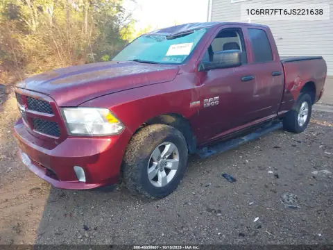 1C6RR7FT6JS221638 — 2018 RAM 1500, zdjęcie 3 z IAAI 27.10.2026, Normalne zużycie