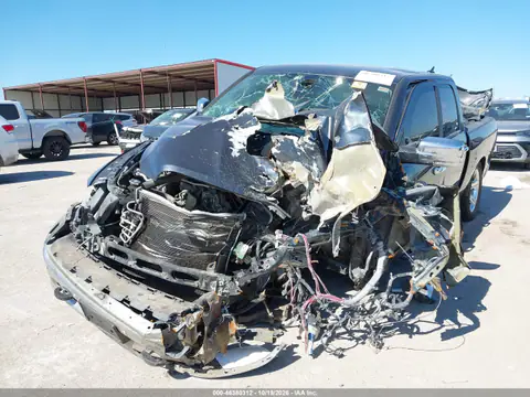 1C6RR7LT3JS213646 — 2018 RAM 1500, ფოტო 2, IAAI, ბიოლოგიური / ქიმიური საფრთხე
