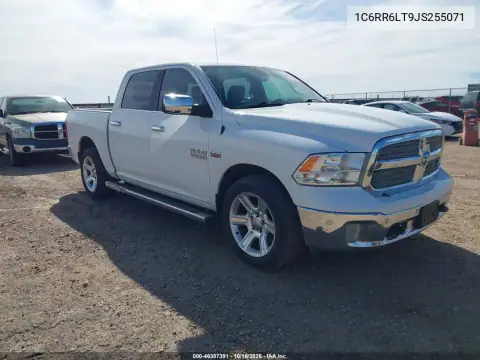 1C6RR6LT9JS255071 — 2018 RAM 1500, Град, фото до ремонта