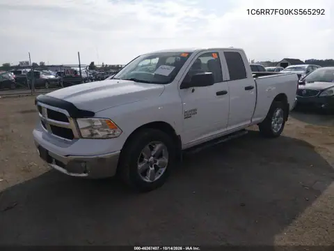 1C6RR7FG0KS565292 — 2019 RAM 1500, фото 2 з IAAI, Біологічна / хімічна небезпека