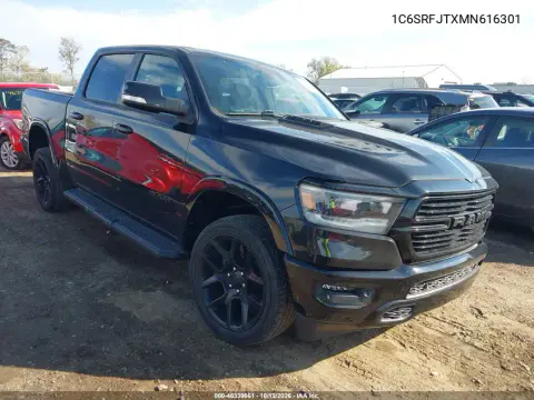 2021 Ram 1500 Laramie 4X4 5'7 Box VIN 1C6SRFJTXMN616301 фото 2