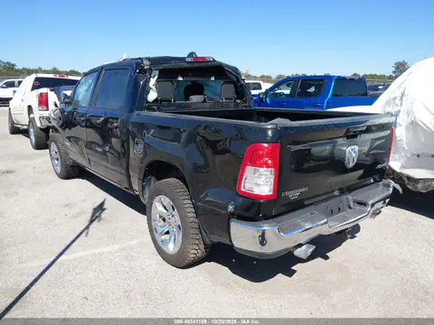 1C6SRFFT4MN625956 — 2021 RAM 1500, zdjęcie 3 z IAAI, Dachowanie
