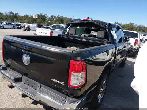 1C6SRFFT4MN625956 — 2021 RAM 1500, zdjęcie 4 z IAAI, Dachowanie