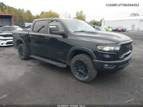 1C6SRFLP7SN594352 — 2025 RAM 1500, მარცხენა მხარე, ფოტოები შეკეთებამდე