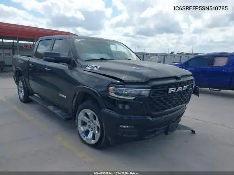 1C6SRFFP5SN540785 — 2025 RAM 1500, Parte delantera, fotos antes de reparar