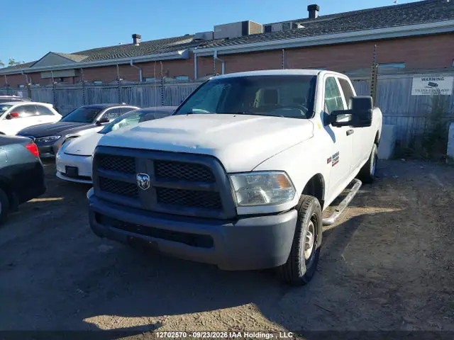 3C6TR4HT3FG654821 — 2015 RAM 2500 ST, ფოტო 2, IAAI 14.10.2026, სეტყვა