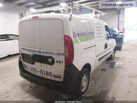 ZFBERFAB1H6F43791 — 2017 RAM Promaster CITY, фото 5 з IAAI, Передня частина