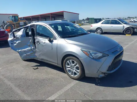 2016 Scion IA VIN 3MYDLBZV7GY142012 фото 1