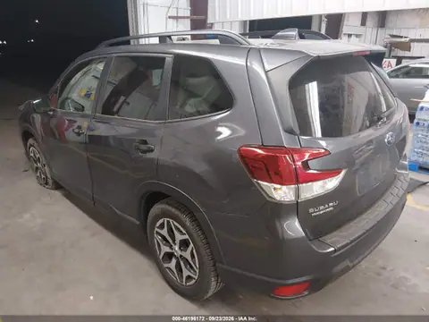 JF2SKAJC4MH477976 — 2021 Subaru Forester Premium, photo 3 from IAAI 20.10.2026, Left side