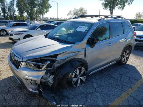 JF2SKAXC8MH465689 — 2021 Subaru Forester Touring, foto 2 de IAAI 27.10.2026, Lado izquierdo
