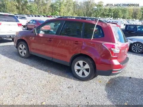 JF2SJADC7FH509028 — 2015 Subaru Forester, фото 3 с аукциона IAAI 20.10.2026, Естественный износ