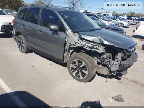 JF2SJAJCXHH469809 — 2017 Subaru Forester, წინა მარჯვენა ნაწილი, ფოტოები შეკეთებამდე