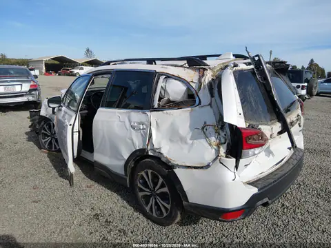 JF2SKASC4LH486478 — 2020 Subaru Forester, фото 3 з IAAI, Передня й задня частини