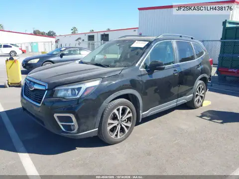 JF2SKASC1LH438176 — 2020 Subaru Forester, photo 3 from IAAI, Rear end