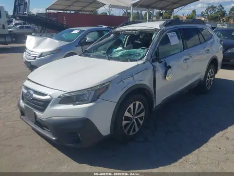 4S4BTADCXM3130829 — 2021 Subaru Outback Premium, photo 2 from IAAI 26.10.2026, Left side
