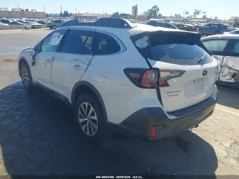 4S4BTADCXM3130829 — 2021 Subaru Outback Premium, photo 3 from IAAI 26.10.2026, Left side