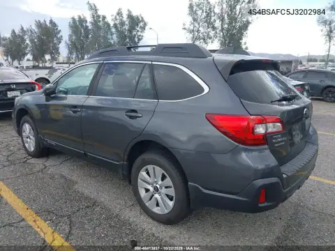 4S4BSAFC5J3202984 — 2018 Subaru Outback, photo 21 from IAAI, Front end