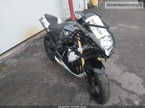 JS1GR7MAXF2101277 — 2015 Suzuki GSX-R, Przód, zdjęć przed naprawą