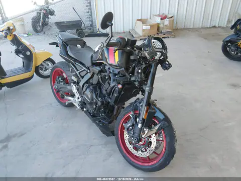JS1EM16B5T7100304 — 2026 Suzuki Gsx, ПОВРЕЖДЕНИЯ СО ВСЕХ СТОРОН, фото до ремонта