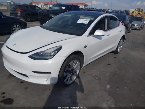 2018 Tesla Model 3 Long Range/mid Range VIN 5YJ3E1EA3JF024981 фото 2
