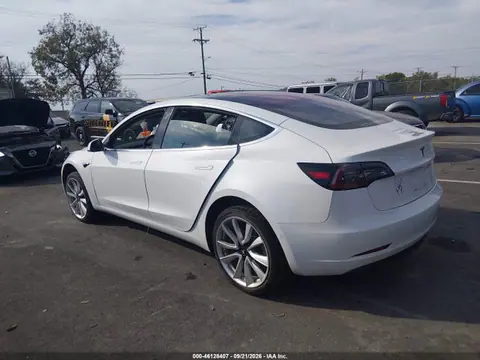 2018 Tesla Model 3 Long Range/mid Range VIN 5YJ3E1EA3JF024981 фото 3