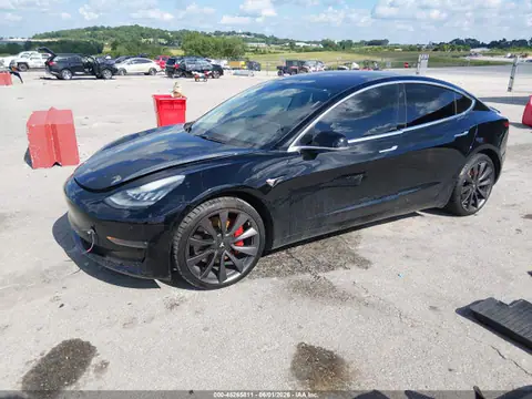 5YJ3E1EB3JF170838 — 2018 Tesla Model 3 Long Range/Performance, photo 2 from IAAI 22.10.2026, Right rear