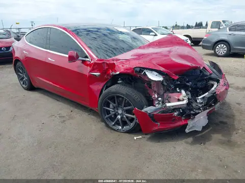 5YJ3E1EB6JF087808 — 2018 Tesla Model 3 Long Range/Performance, Przód (Front End), zdjęć przed naprawą