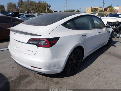 5YJ3E1EB6JF072757 — 2018 Tesla Model 3 Long Range/Performance, photo 4 from IAAI 22.10.2026, Front end