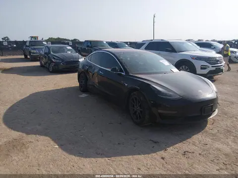 5YJ3E1EB0JF181991 — 2018 Tesla Model 3 Long Range/Performance, Биологическая или химическая опасность (Biohazard), фото до ремонта