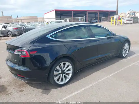 5YJ3E1EBXJF112869 — 2018 Tesla Model 3 Long Range/Performance, ფოტო 4, IAAI 15.10.2026, წინა მარცხენა ნაწილი