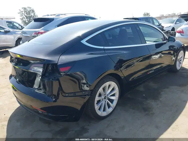 5YJ3E1EB2JF112896 — 2018 Tesla Model 3 Long Range/Performance, фото 4 с аукциона IAAI 14.10.2026, Задняя часть