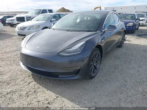5YJ3E1EB9KF251005 — 2019 Tesla Model 3 Long Range/Performance, photo 2 from IAAI 20.10.2026, Rear end
