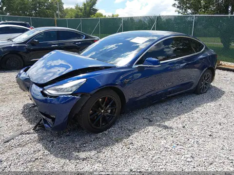 5YJ3E1EB1KF452607 — 2019 Tesla Model 3 Long Range/Performance, photo 2 from IAAI 22.10.2026, Front end