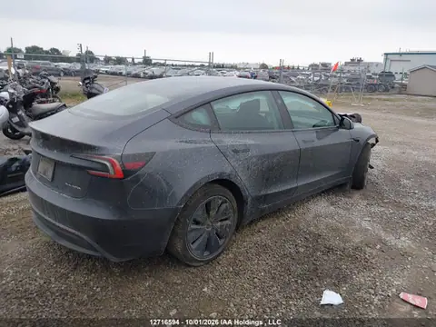 LRW3E7EB4RC087881 — 2024 Tesla Model 3 Long Range, foto 4 de IAAI 22.10.2026, Parte delantera