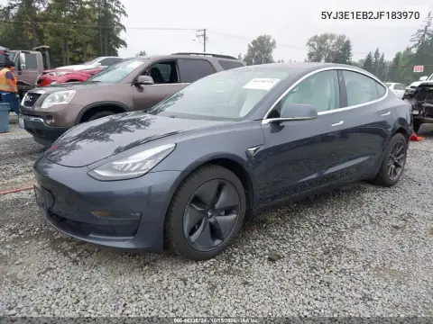 5YJ3E1EB2JF183970 — 2018 Tesla Model 3, zdjęcie 2 z IAAI, Tył