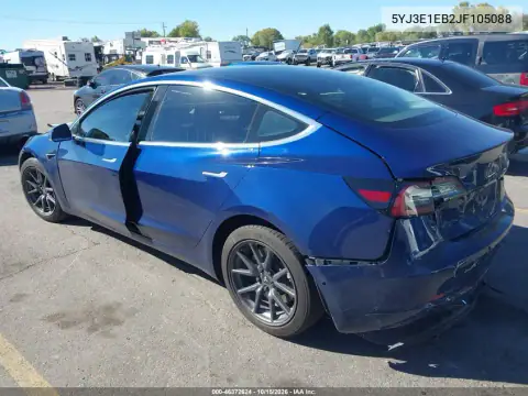 5YJ3E1EB2JF105088 — 2018 Tesla Model 3, zdjęcie 3 z IAAI, Tył