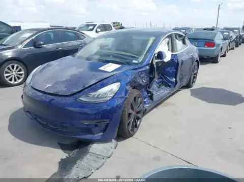 5YJ3E1EC8LF669419 — 2020 Tesla Model 3, photo 2 from IAAI, Left side