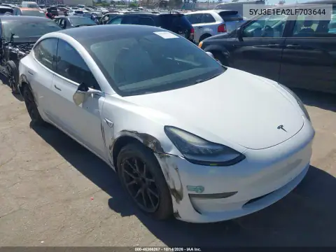 5YJ3E1EA2LF703644 — 2020 Tesla Model 3, Lado derecho, fotos antes de reparar