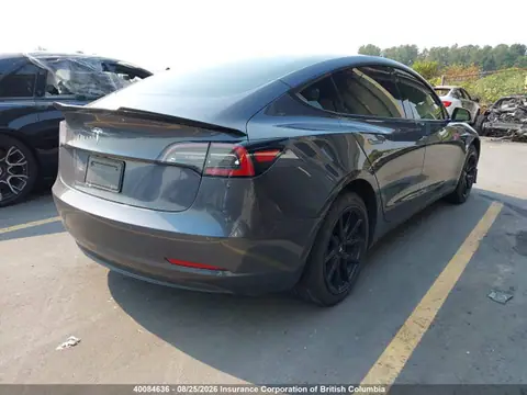 5YJ3E1EA4MF084482 — 2021 Tesla Model 3, photo 4 from IAAI 21.10.2026, Front end