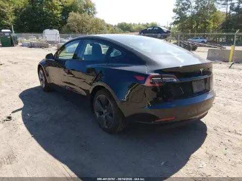 5YJ3E1EB7MF855476 — 2021 Tesla Model 3, ფოტო 3, IAAI 30.09.2026, უკანა მარჯვენა ნაწილი