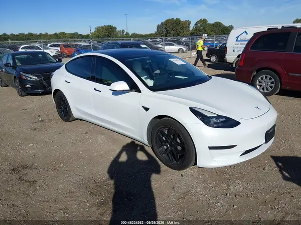 5YJ3E1EBXMF033478 Tesla Model 3 2021 — повреждение Задняя часть слева, фото до ремонта