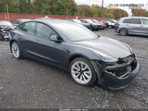 5YJ3E1EB4MF906755 — 2021 Tesla Model 3, Parte delantera, fotos antes de reparar