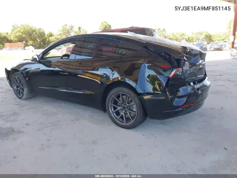 5YJ3E1EA9MF851145 — 2021 Tesla Model 3, photo 3 from IAAI, Front and rear